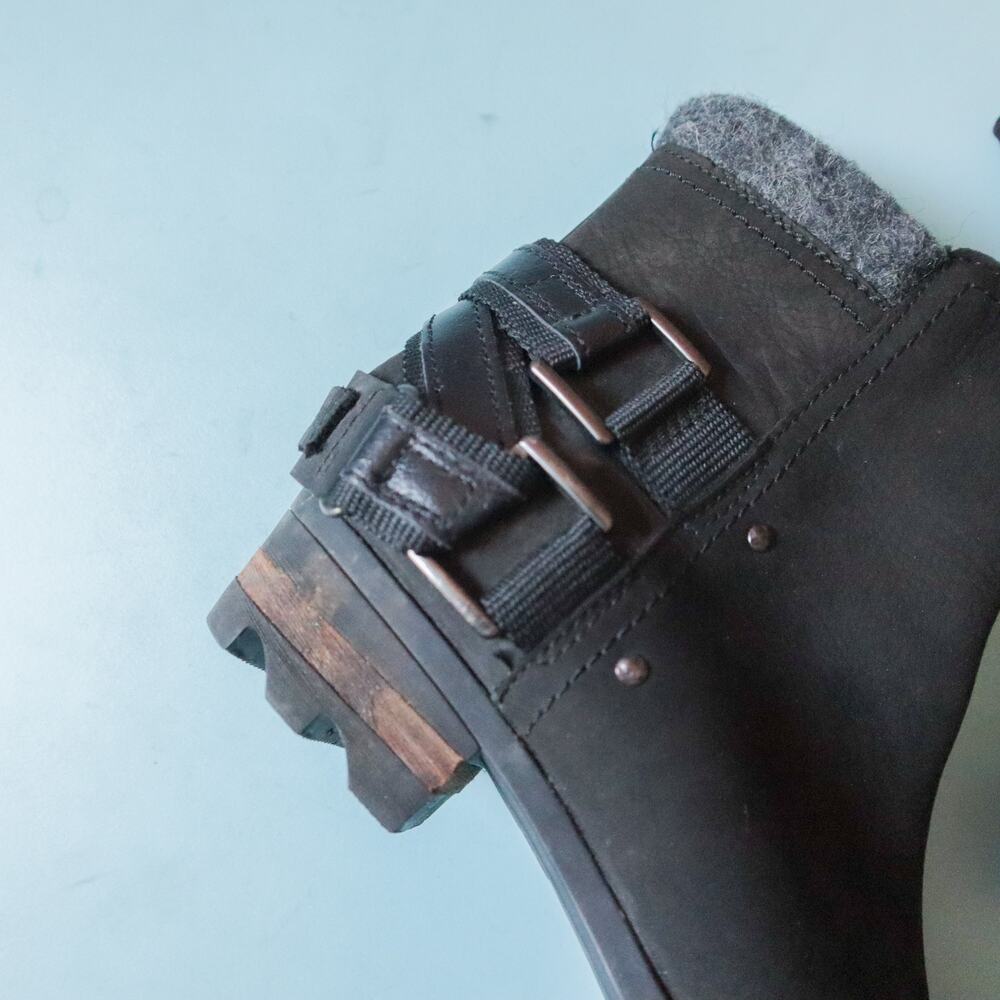 Sorel Lolla Black Leather Belted Heel Zip Up Ankle Boot Size 6.5 - Picture 8 of 8